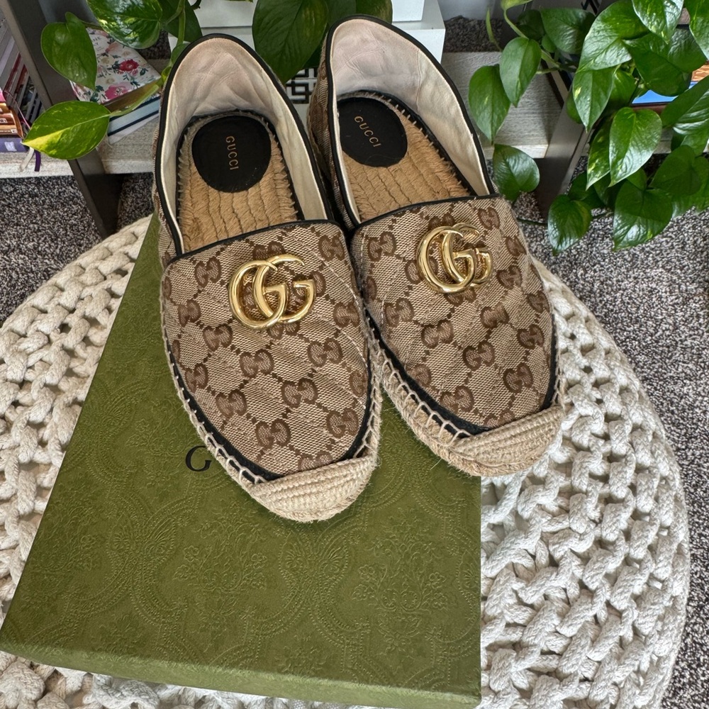 Gucci Beige and Brown Espadrille Flats